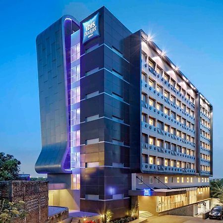 Ibis Budget Jakarta Airport Tangerang Exterior photo