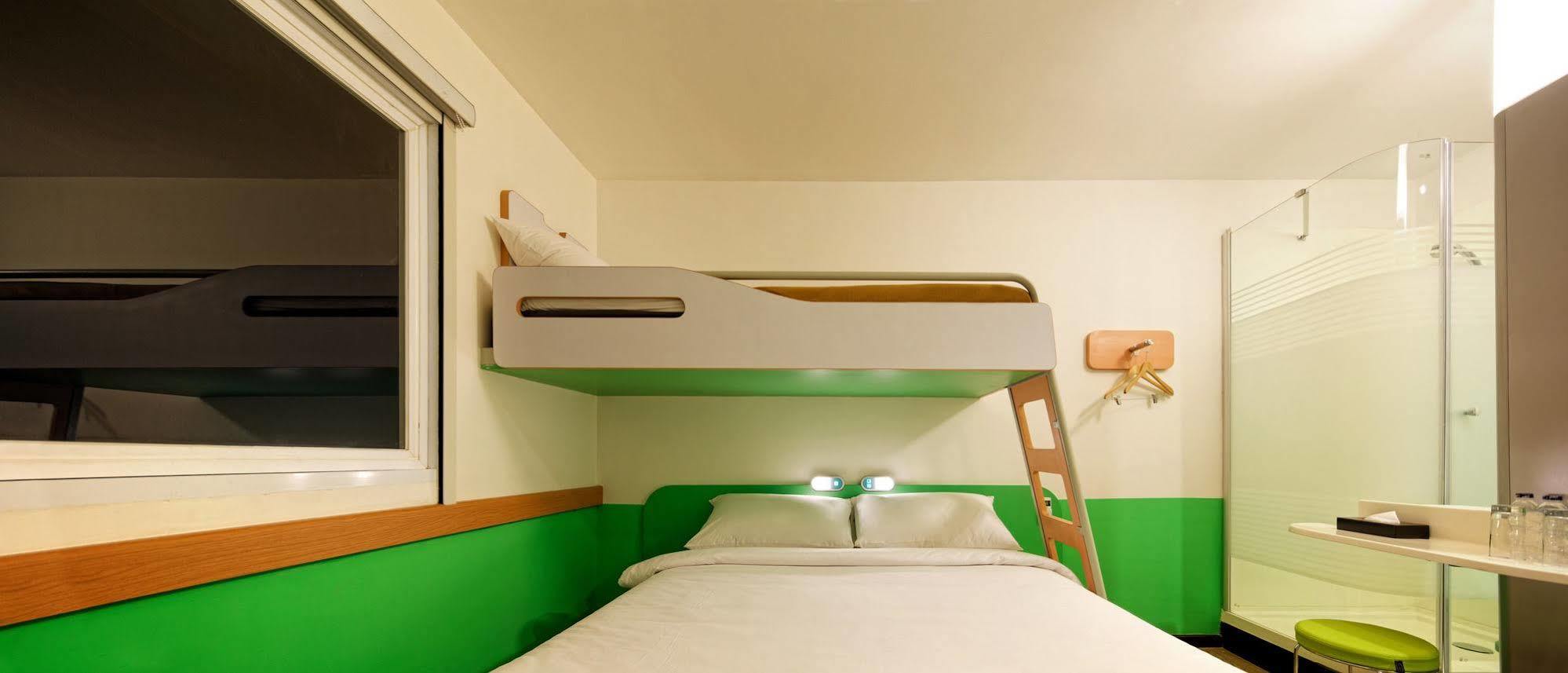 Ibis Budget Jakarta Airport Tangerang Exterior photo